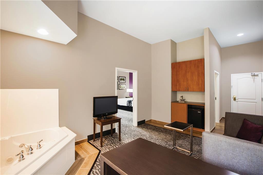La Quinta By Wyndham Baton Rouge Denham Springs Hotell Rom bilde